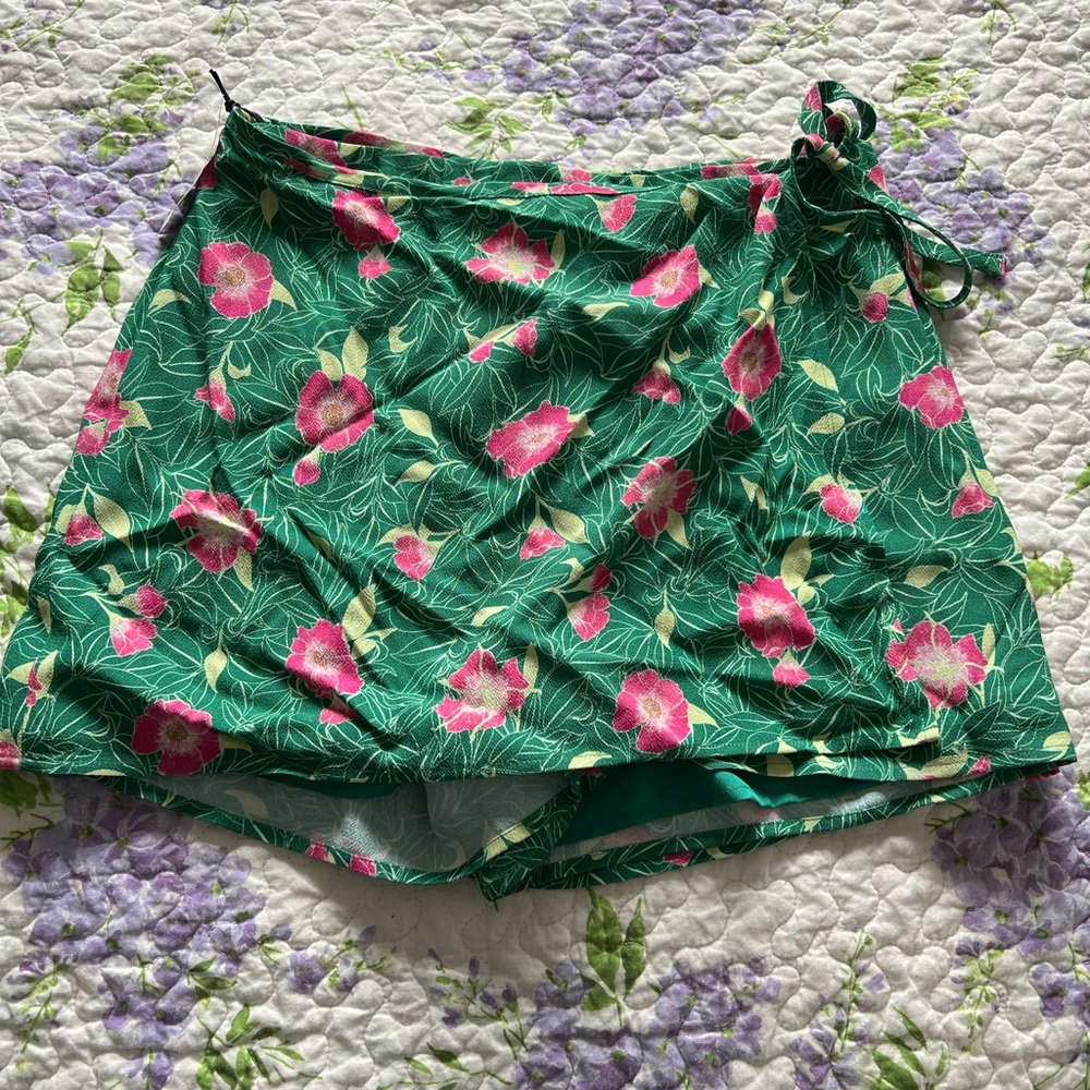 ARITZIA SKORT